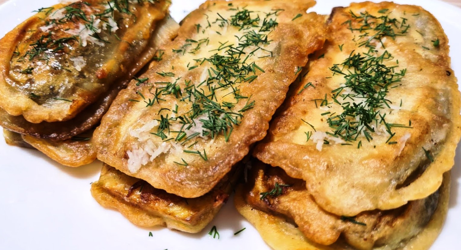 Шницель из баклажанов. Отбила баклажаны молотком и приготовила настоящую вкуснятину