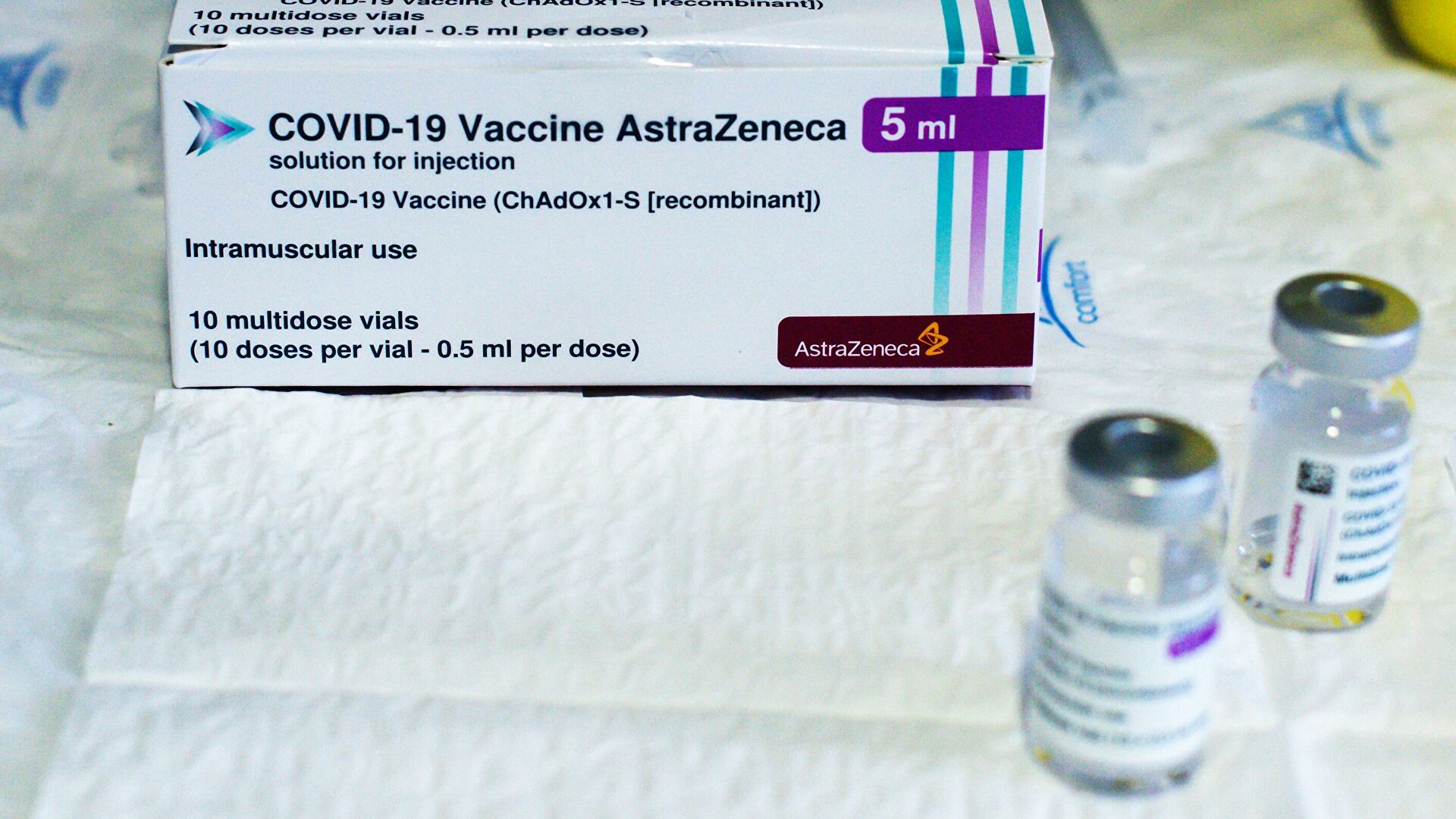 Россию обвинили в краже формулы вакцины AstraZeneca