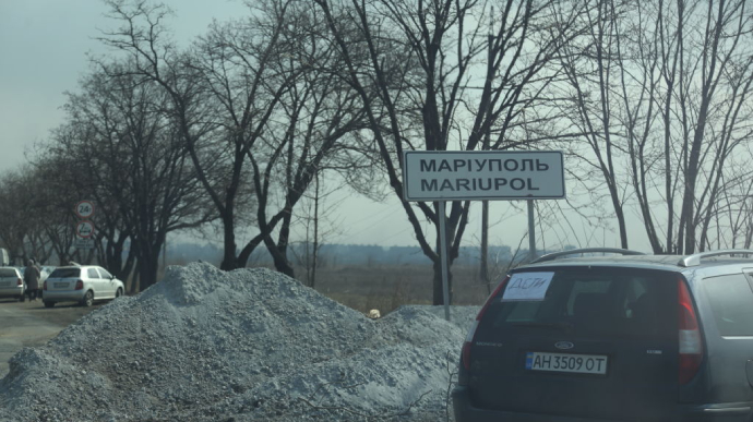Из Мариуполя продолжают насильно вывозить жителей в рф