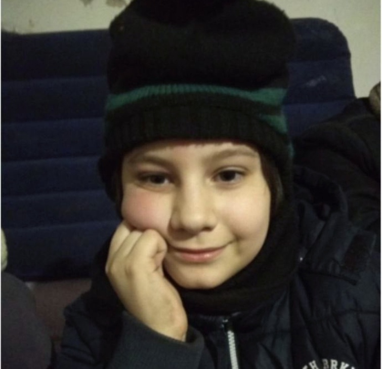 9-річний Максим з Чернігова подолав 1000 км, щоб зустрітися з мамою
