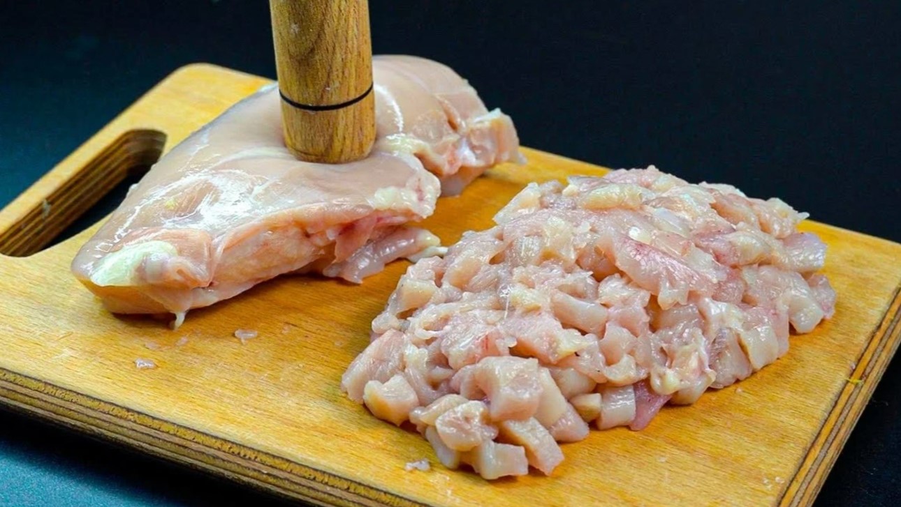 Блюдо из куриной грудки лучше, чем беляши и чебуреки. Век живи, век учись