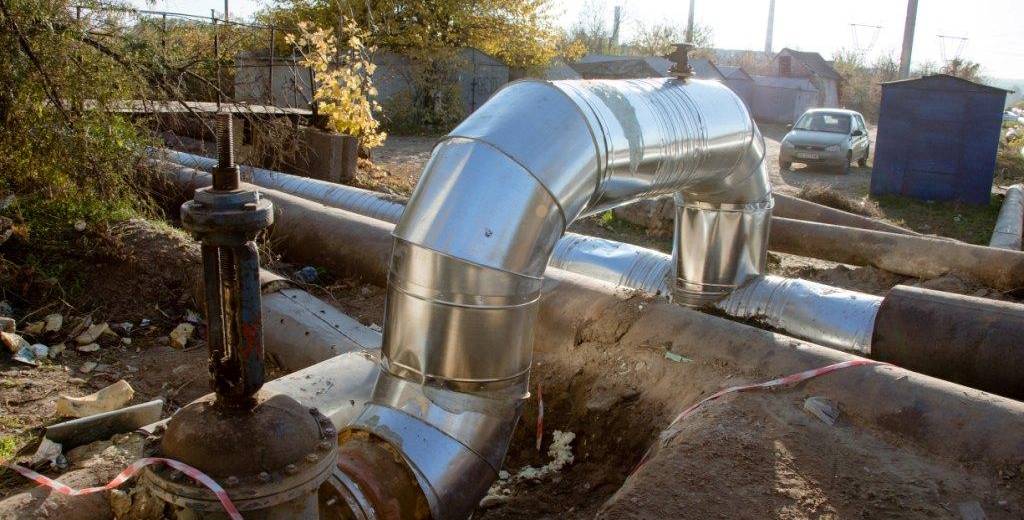 В Днепре на жилом массиве Приднепровск реконструировали часть трубопровода тепловой сети: фото