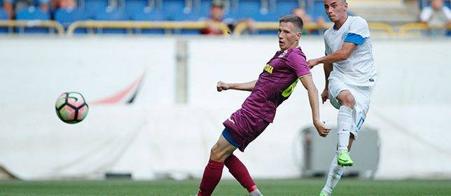 «Днепр» побеждает второй раз подряд