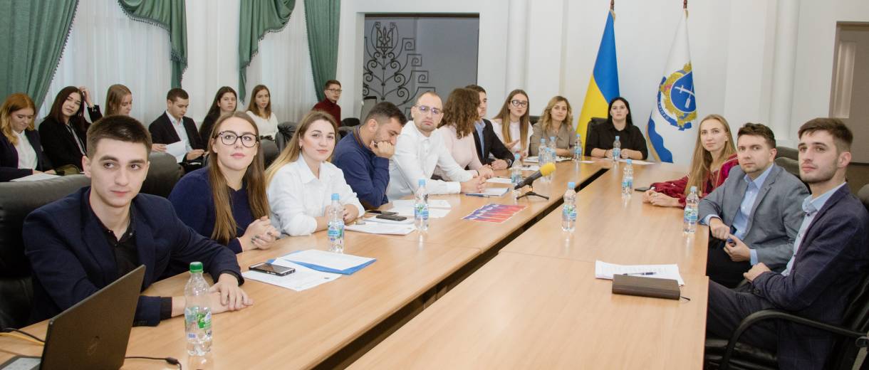 В День местного самоуправления у должностных лиц горсовета Днепра появились «дублеры»
