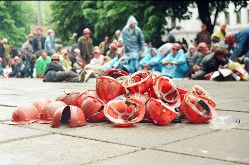 Шахтеры Днепропетровской области и Украины хотят бастовать в Киеве из-за кризиса