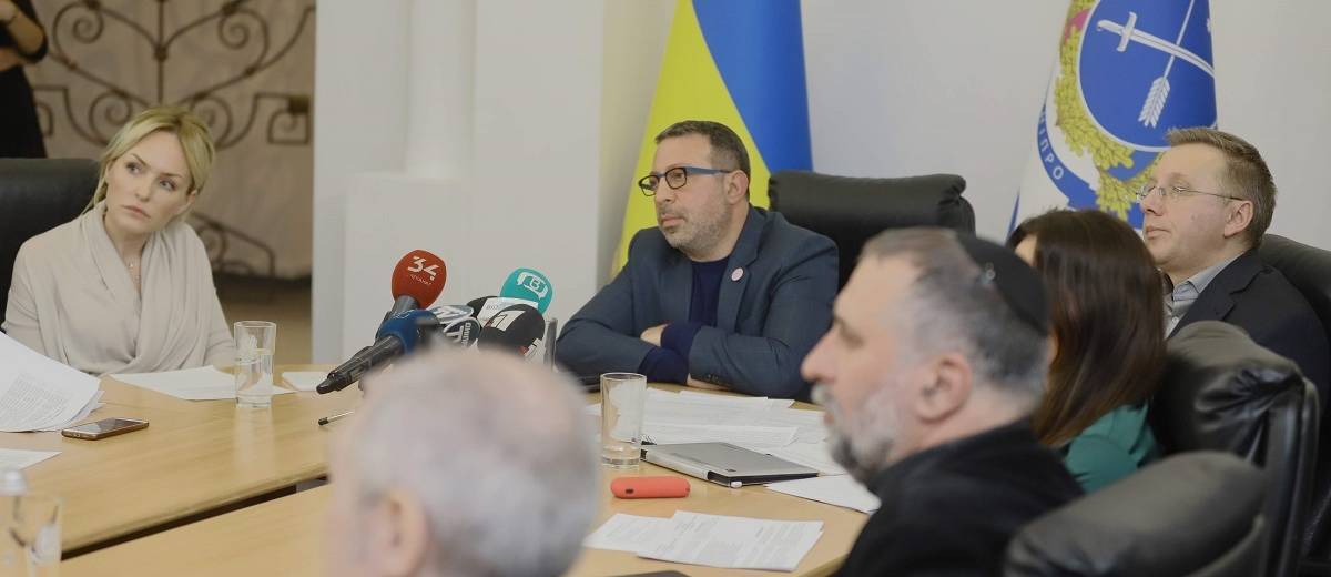 Низка відомих громадських діячів очолили комітети оновленої громадської ради під головуванням Геннадія Корбана