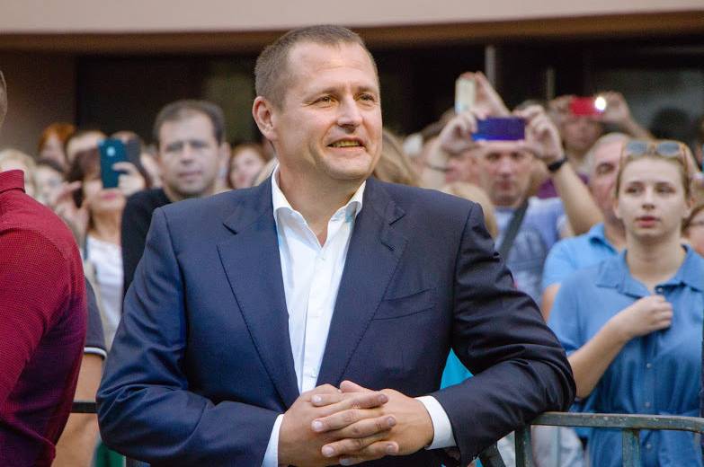 Борис Филатов заявил, что временно прекращает свою активность