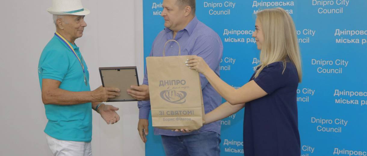 Борис Филатов поздравил спортсменов Университета третьего возраста с достойным выступлением на Международной сеньориады