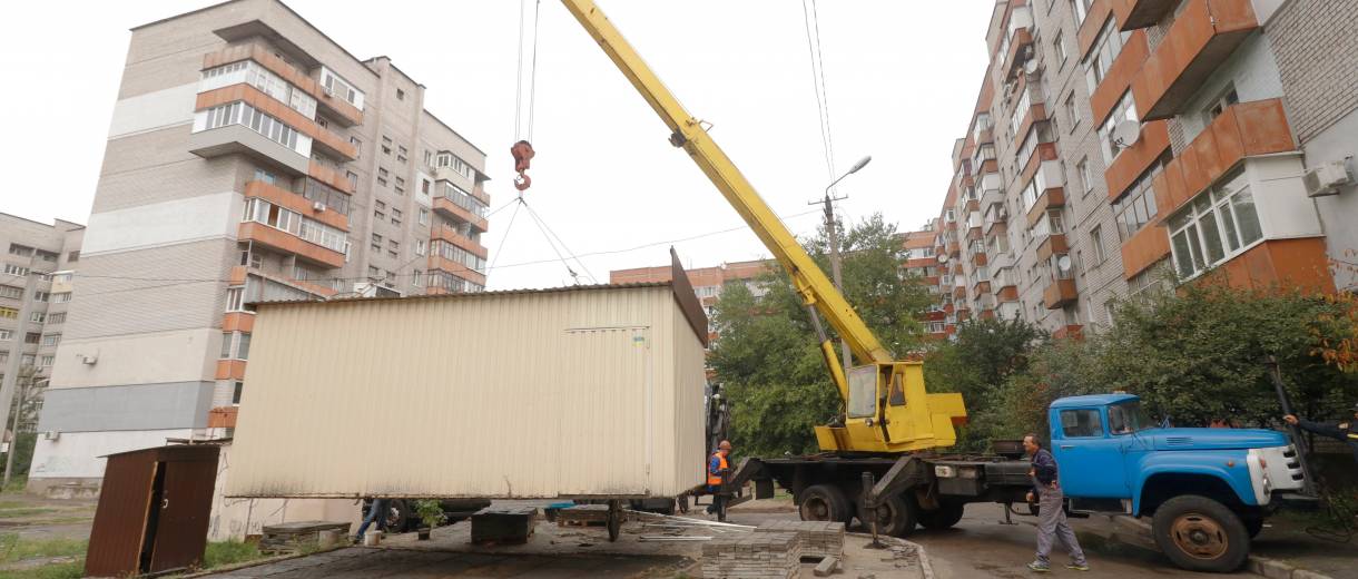 В Днепре продолжают борьбу с незаконными наливайками: фото