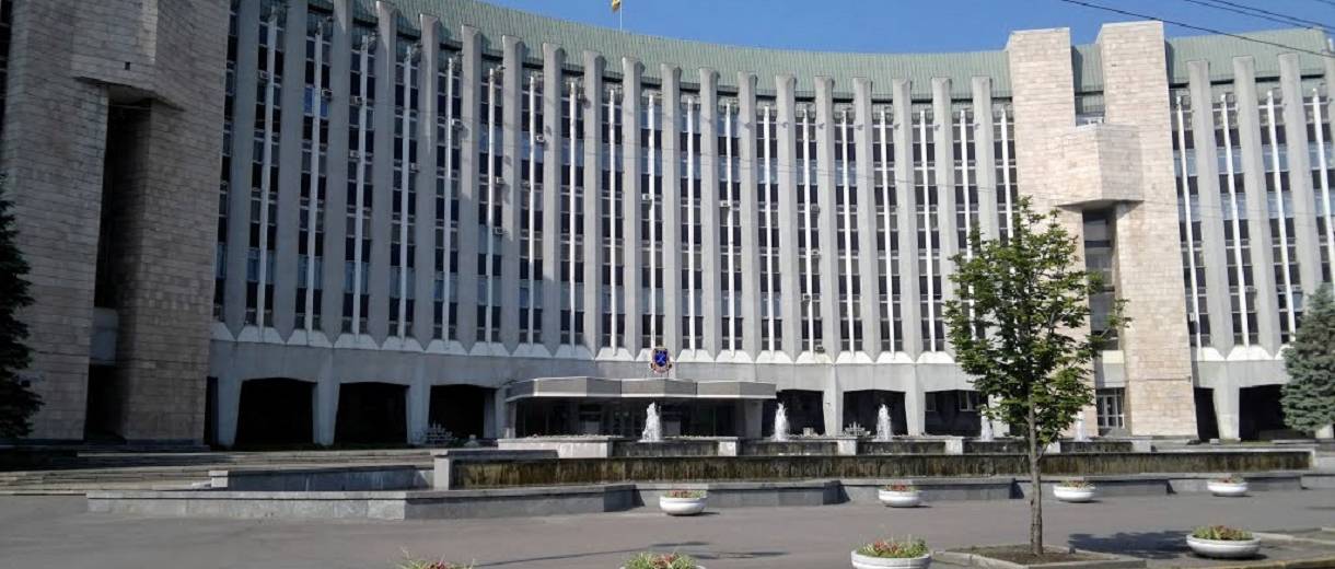 В Днепре ликвидируют районные советы?