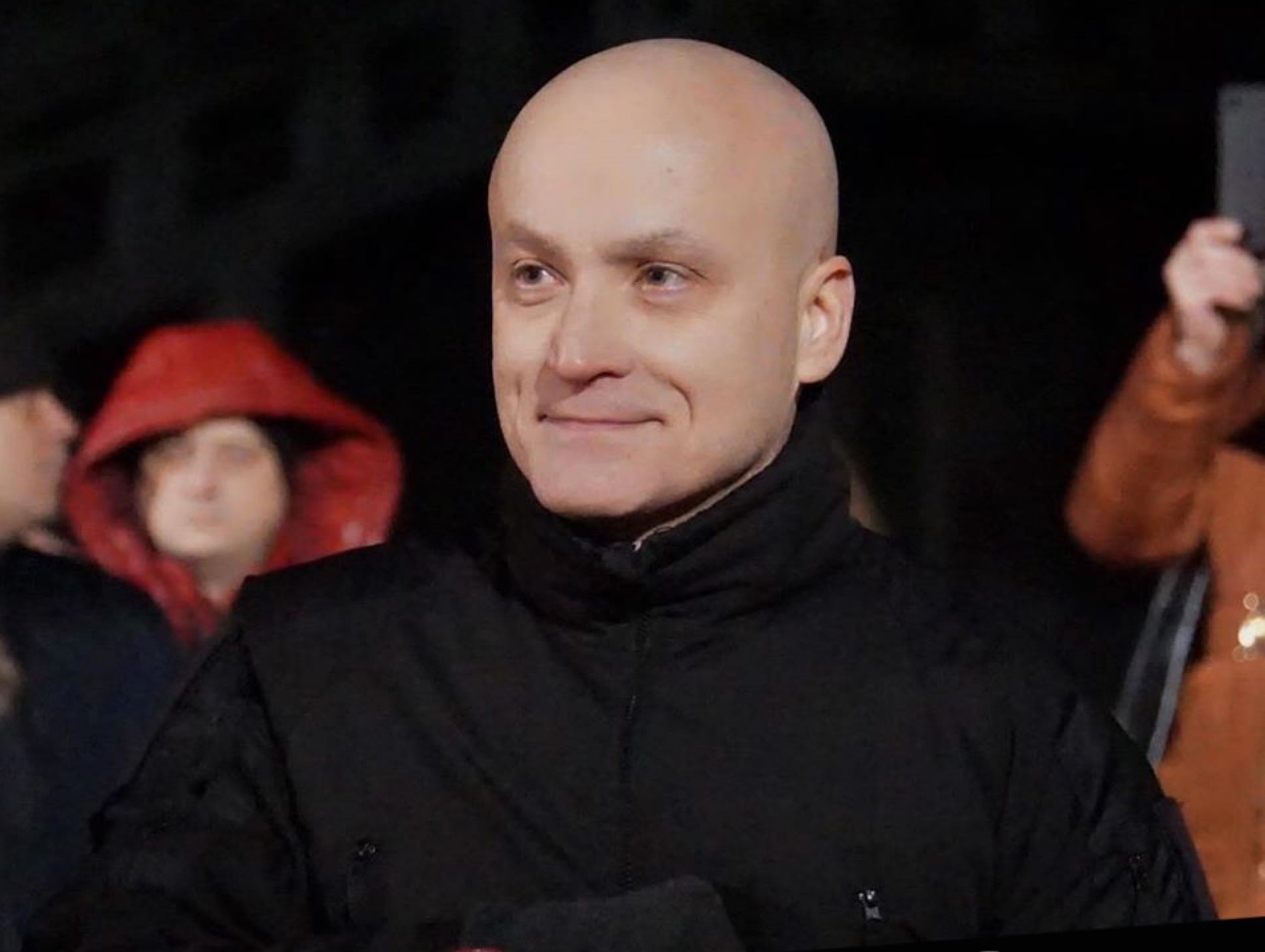 В Днепре на депутата напали возле его дома