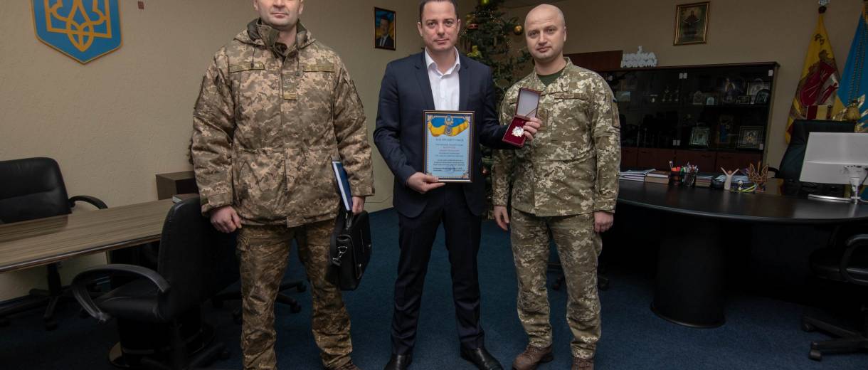 Мэр Каменского встретился с командирами зенитной ракетной бригады и дивизиона