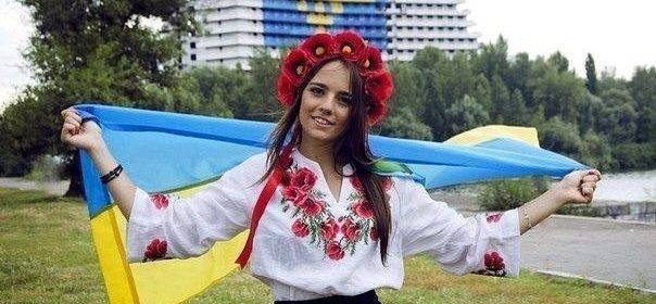 Забег в вышиванках, авиашоу и праздничный концерт: как Днепр отметит День Независимости