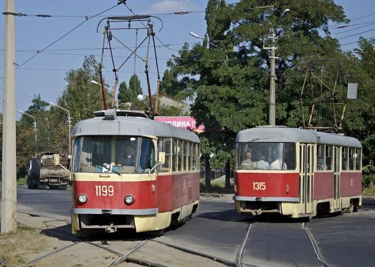 В Днепре трамвай № 9 прекратит работу раньше времени