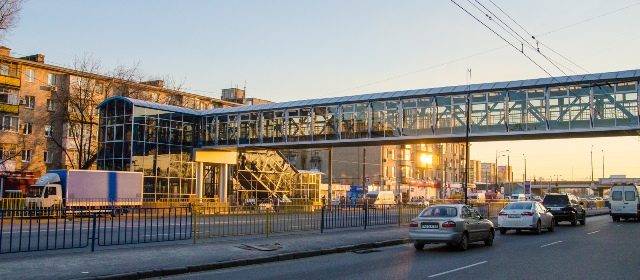 Переход на Слобожанском оборудуют лифтами