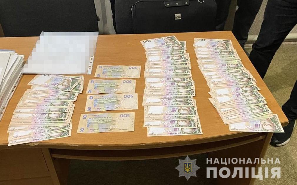На Днепропетровщине на крупной взятке поймали руководителя госпредприятия