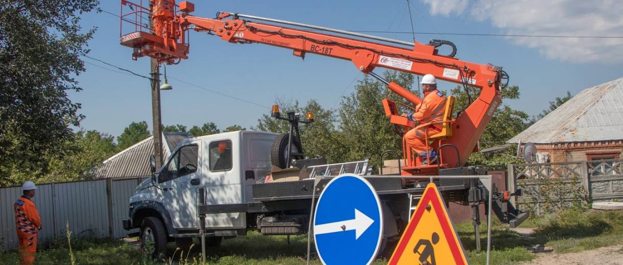 В Днепре ремонтируют уличное освещение в отдаленных районах