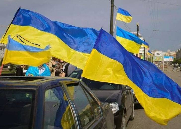 Сегодня в Днепре сотни предпринимателей устроили автомитинг: подробности