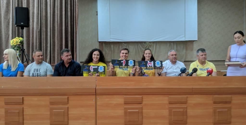 В Днепре наградили будущих олимпийцев: фото