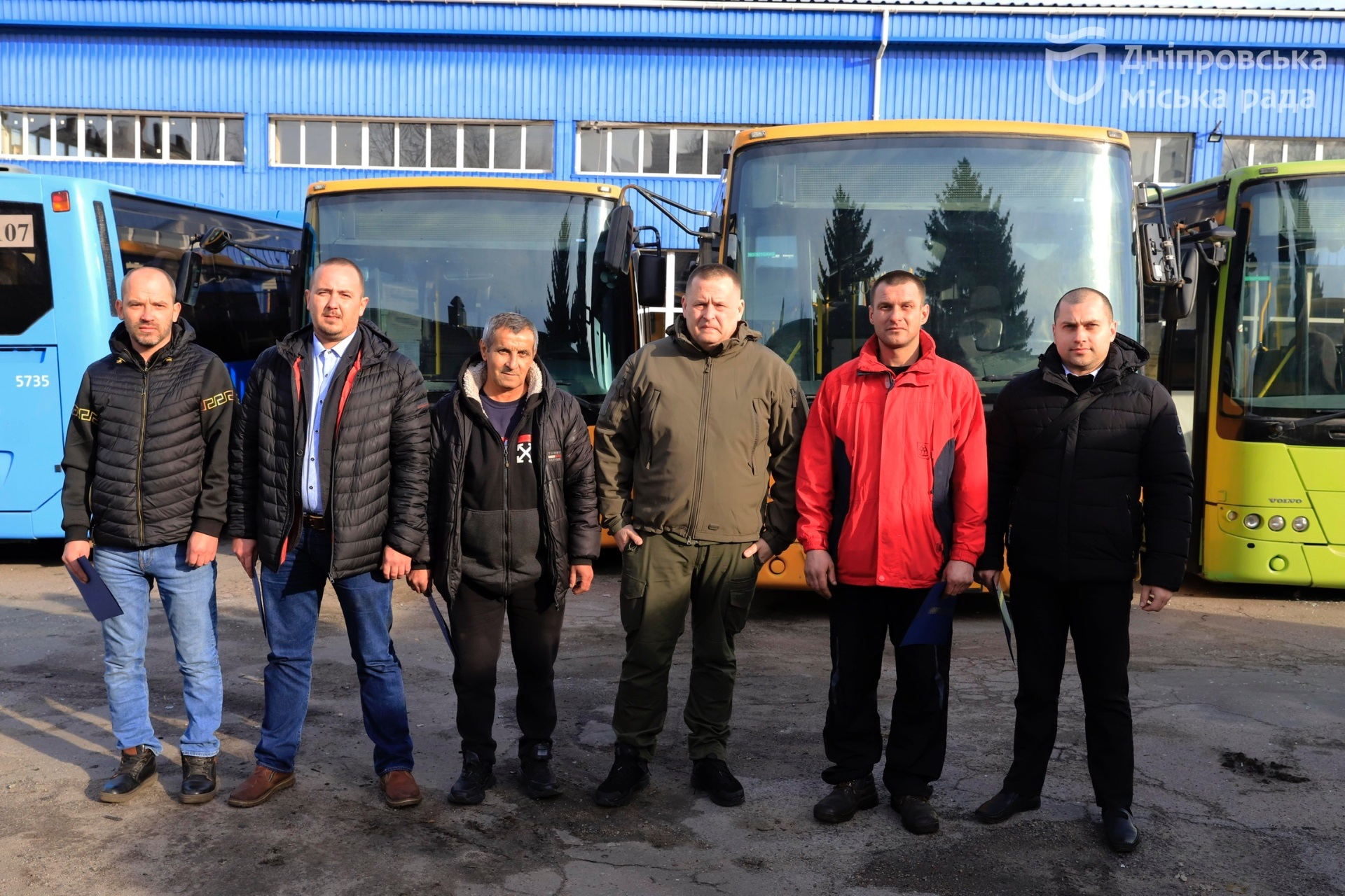 «Живемо роботою»: транспортники Дніпра розповіли, як вберегли місто від колапсу під час блекауту