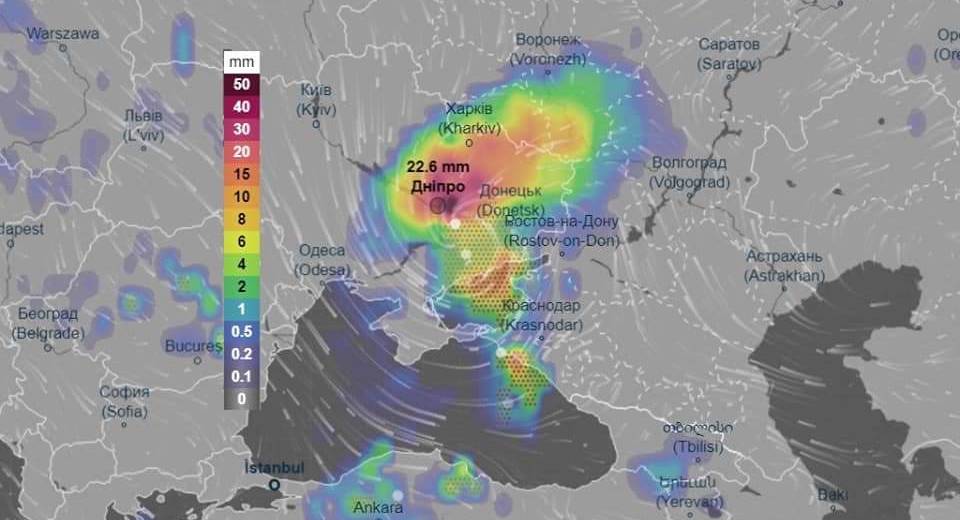 Увага! Можливі перебої з роботою транспорту та електропостачанням: на Дніпро насувається негода (ФОТО)