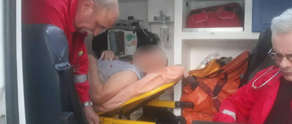 У Дніпрі поліцейські врятували чоловіка після інсульту