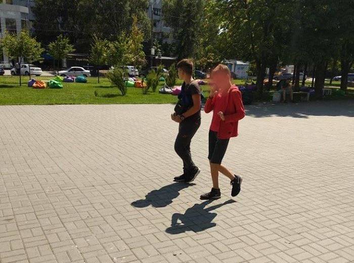 В Днепре двое подростков с угрозами забрали деньги у 10-летнего мальчика