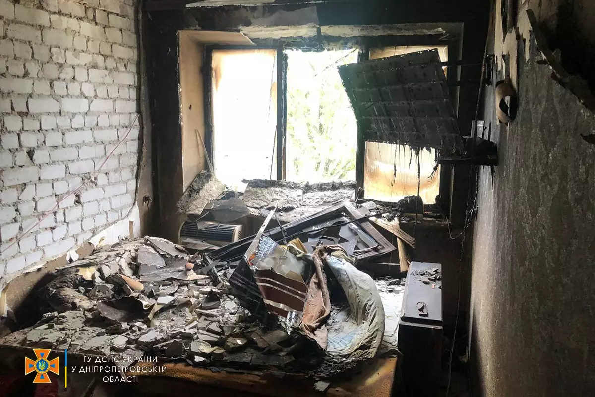 На Дніпропетровщині пожежа практично повністю знищила житлову квартиру
