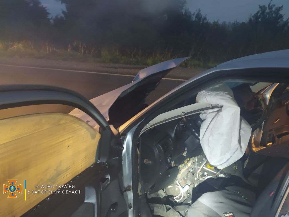 Под Днепром по дороге на Азовское море погибли 2 семьи: 2 взрослых и 3 ребенка