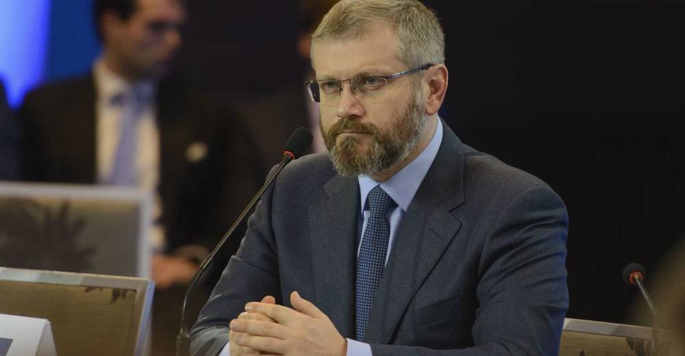 Пресс-секретарь днепровского народного депутата изнасиловал женщину