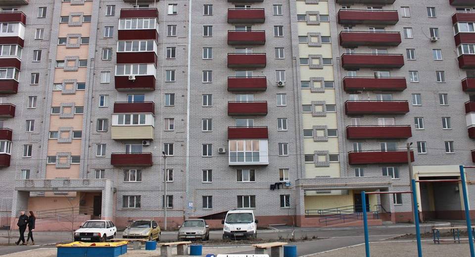 В Днепре строят дома прошлого на Красном Камне: фото