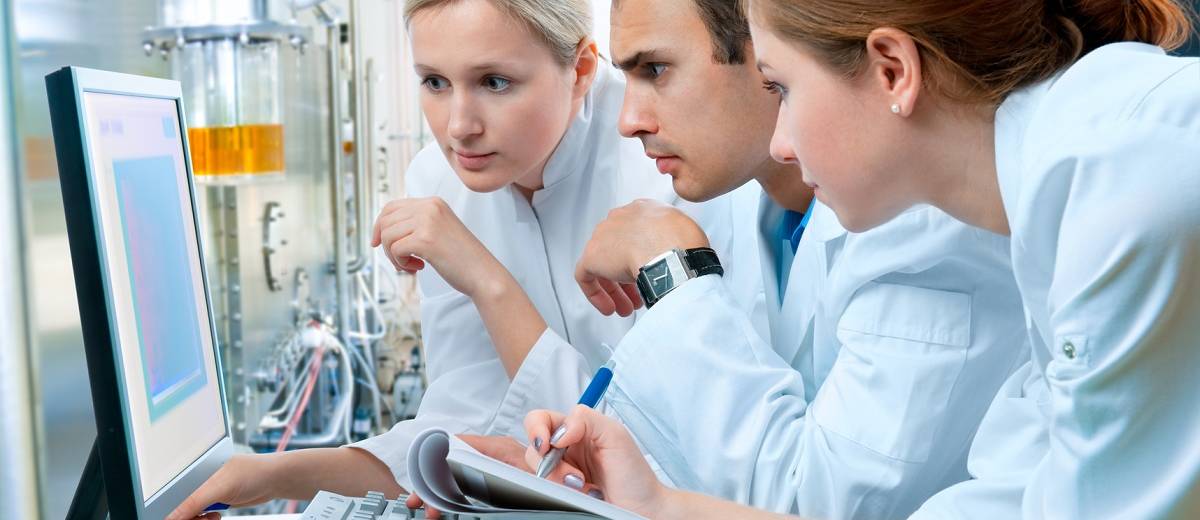 В Днепре продлили прием заявок на конкурс “Лучший молодой ученый”