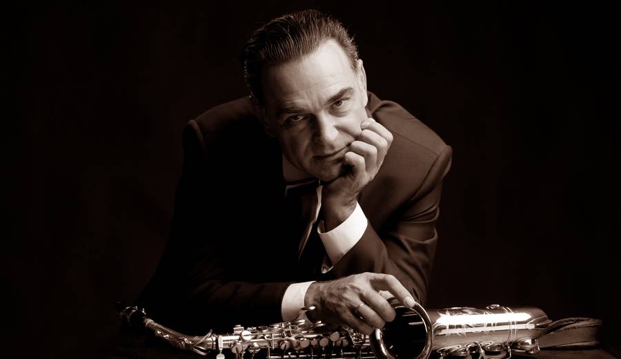 В Днепре на одного почетного гражданина стало больше