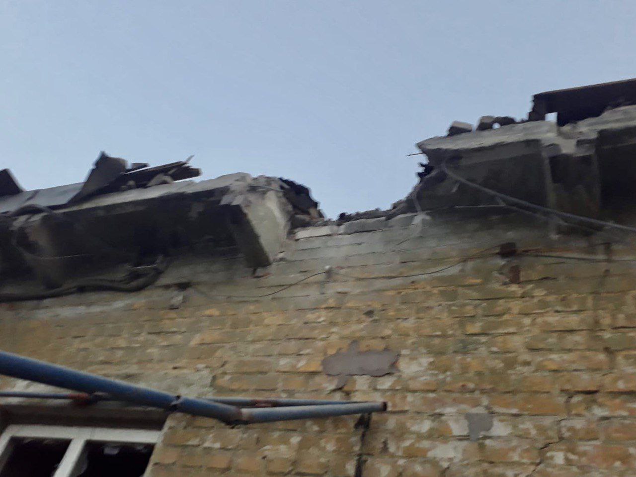 Вночі окупанти вдарили артилерією по дачних будинках на Дніпропетровщині