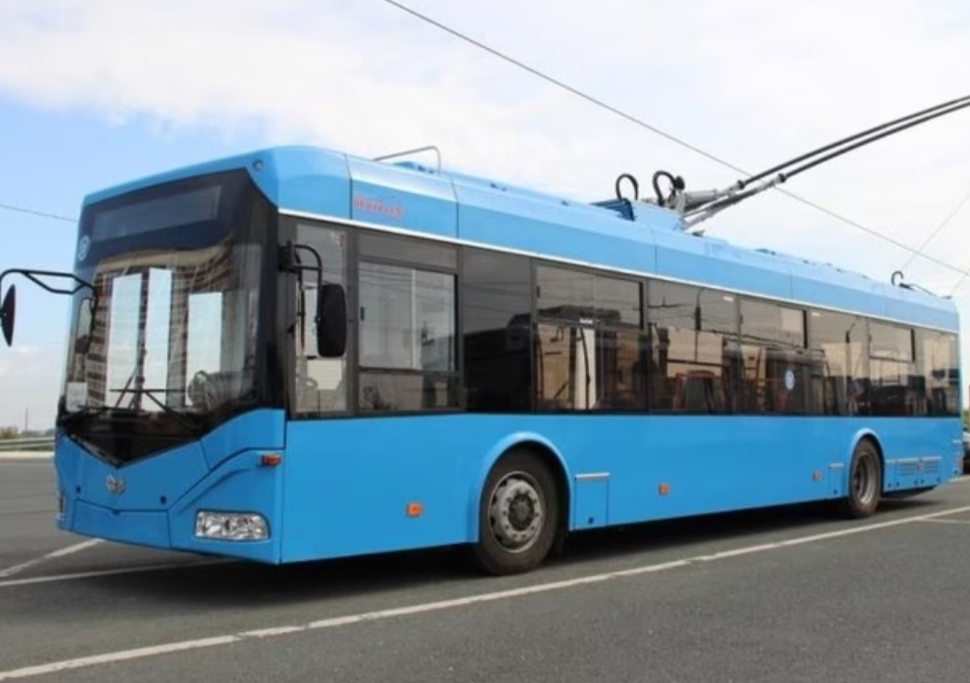 З міркувань безпеки у Дніпрі призупинили рух деяких автобусів та тролейбусів