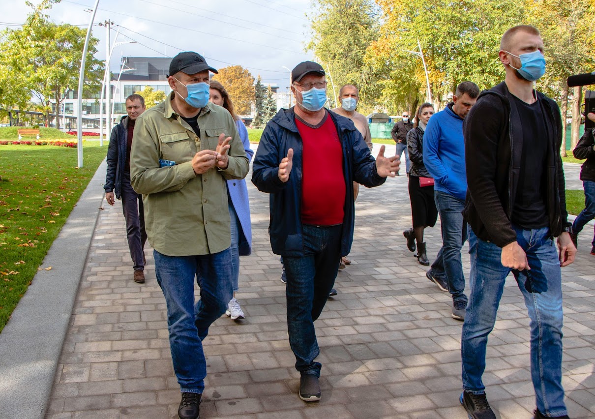 Филатов: «Пропозиция городу – приведение в порядок не только крупных парков, но и зон отдыха, скверов во всех районах города» (ФОТО)