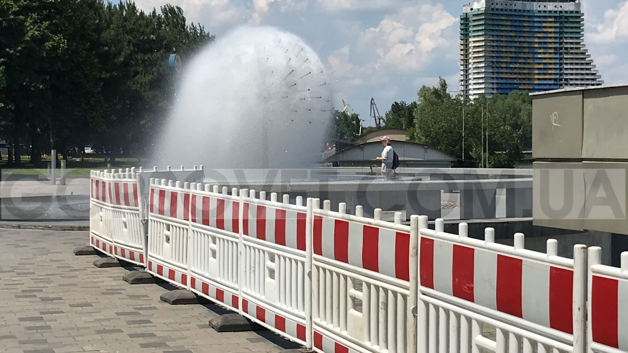 В Днепре дали официальный комментарий по перекрытию и ремонту набережной (ФОТО, ВИДЕО)