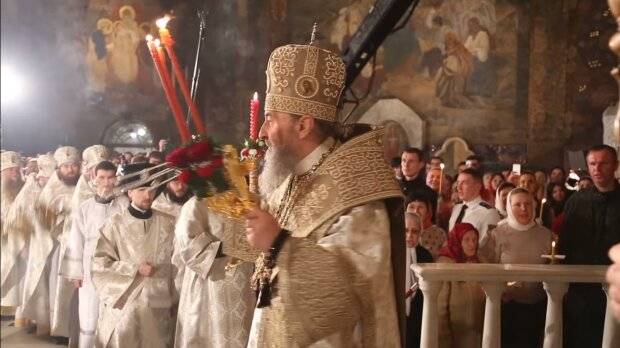 Пасха дома: где и когда смотреть трансляцию богослужений (РАСПИСАНИЕ)