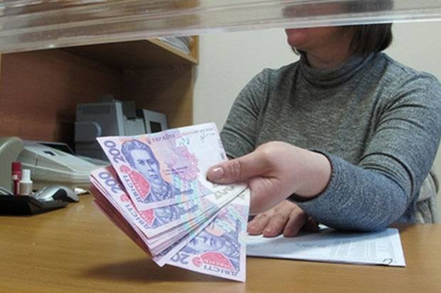 В октябре проведут пересчет зарплат в большую сторону