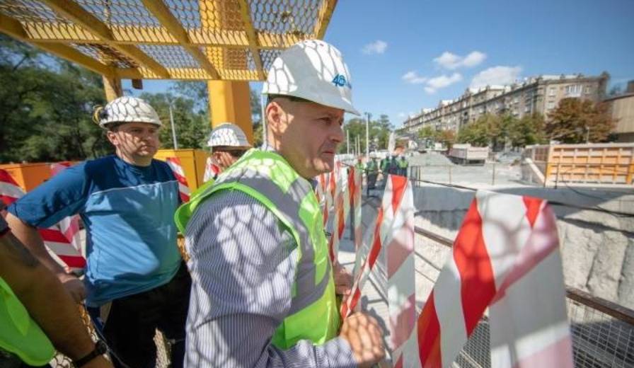 «Дозволить значно пришвидшити роботи»: Борис Філатов розповів про техніку і методи добудови підземки у Дніпрі (ВІДЕО)