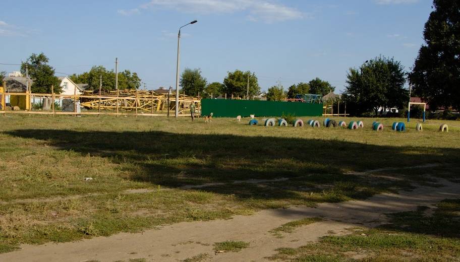 Міська влада оперативно зупинила захоплення ділянки шкільного стадіону