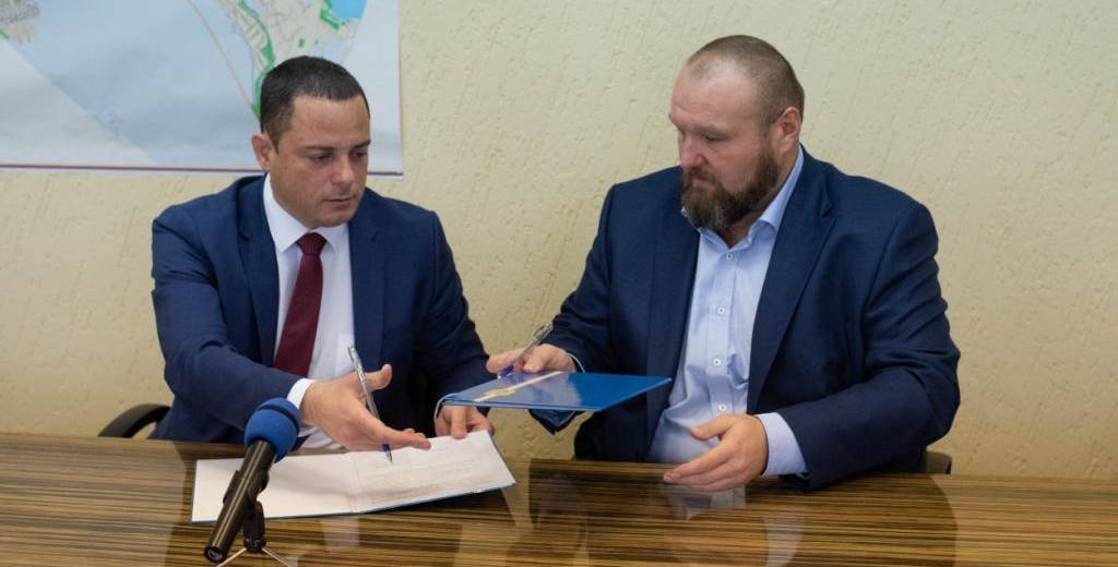 В Каменском подписан Меморандум о социально-экономическом партнерстве