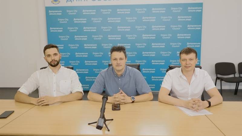 В Днепре разрабатывают единый макет адресных табличек для многоквартирных домов