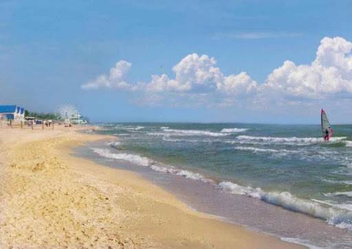 Бархатный сезон в Кирилловке побил все рекорды: многие базы отдыха заполнены на 100%