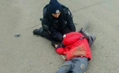 Мама сбитого в Днепре на “зебре” ребенка просит помощи свидетелей