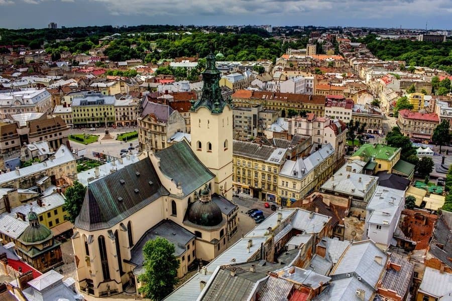 Что нужно знать днепрянам, которые эвакуировались во Львов