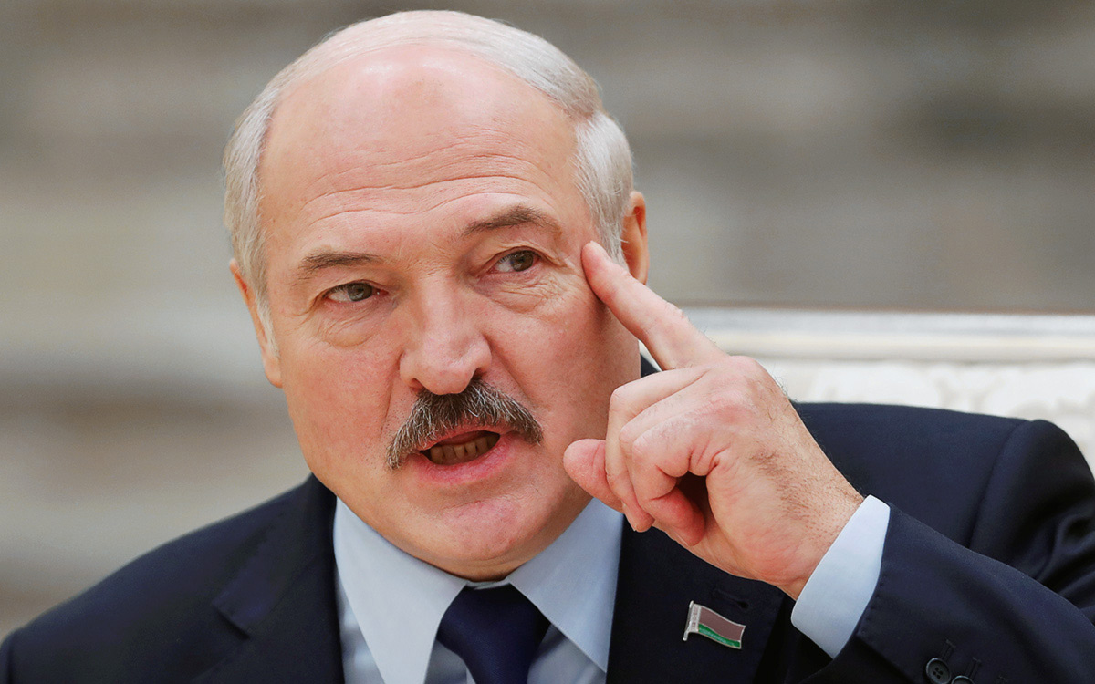 Побажав мирного неба та мужності: Лукашенко привітав українців з Днем Незалежності