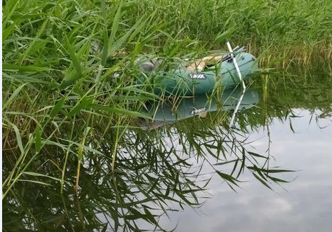 Под Днепром нашли труп мужчины в лодке