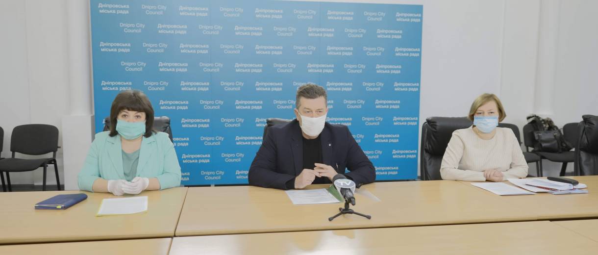 У міськраді Дніпра розповіли про зміни у соцвиплатах і доставку літнім одиноким мешканцям продуктових наборів