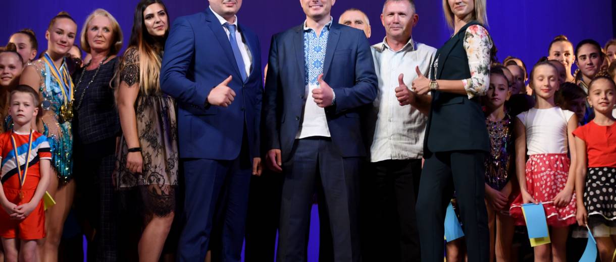 Каменская детско-юношеская спортивная школа № 4 отметила 35-летний юбилей